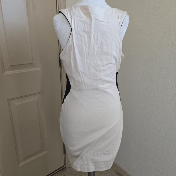 Bebe Collection Tribal Beaded Sleeveless Dress M - Picture 4 of 9